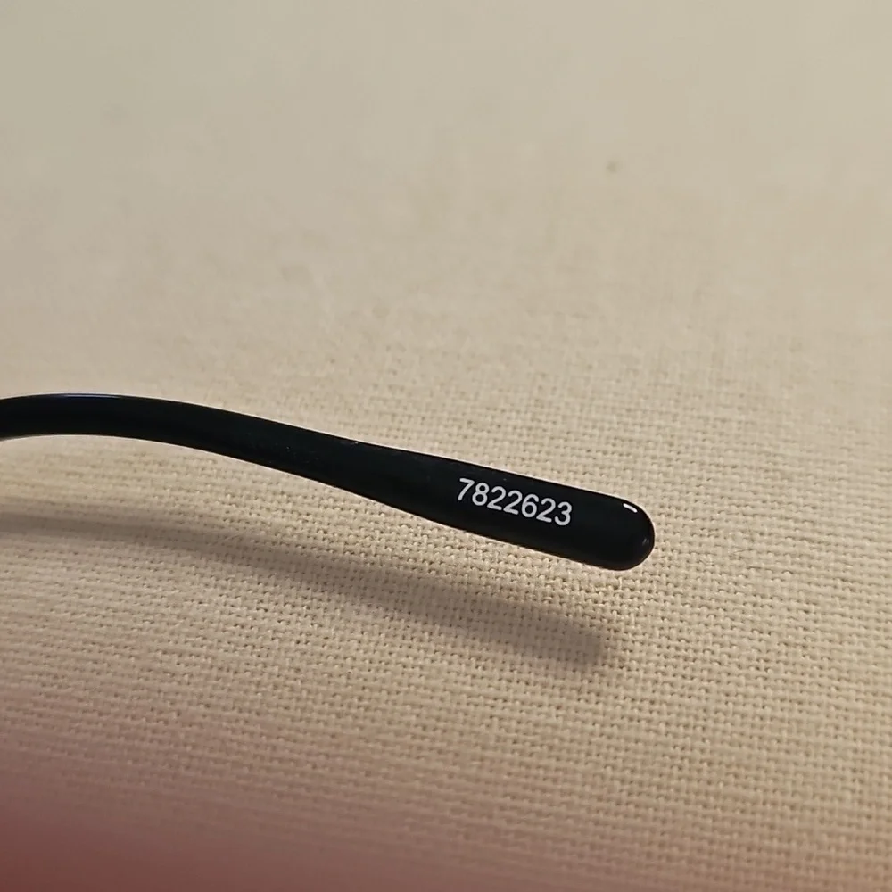 Clear Oval Glasses By Zenni. Very Good Used Condition.‎